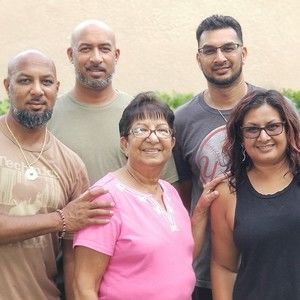 Meet your Posher, Stephen